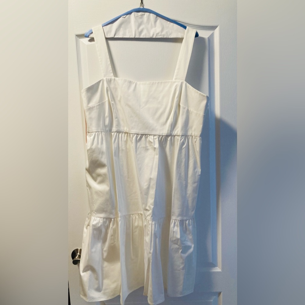 Gal meets Glam white dress. Size 20. NWOT.
